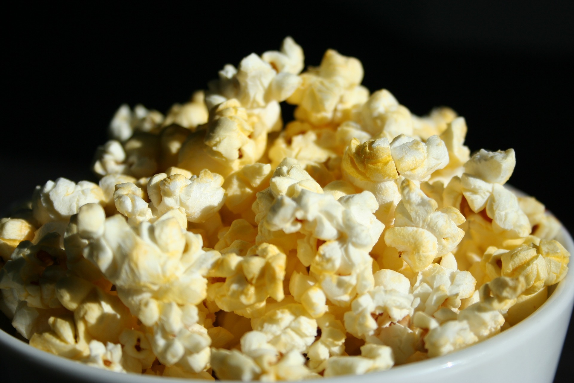 popcorn-707364_1920.jpg